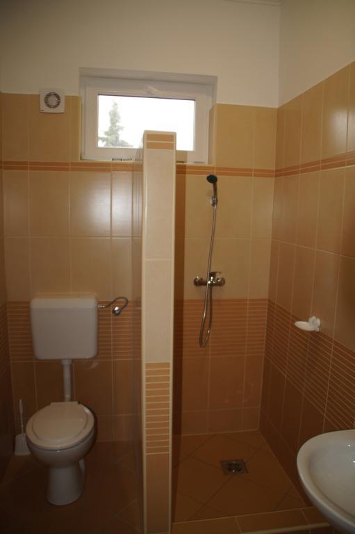 Fonix Apartman Apartment ยูลา ภายนอก รูปภาพ